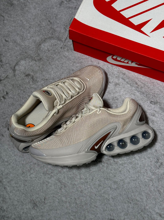 Nike Air Max TN Light Orewood Brown